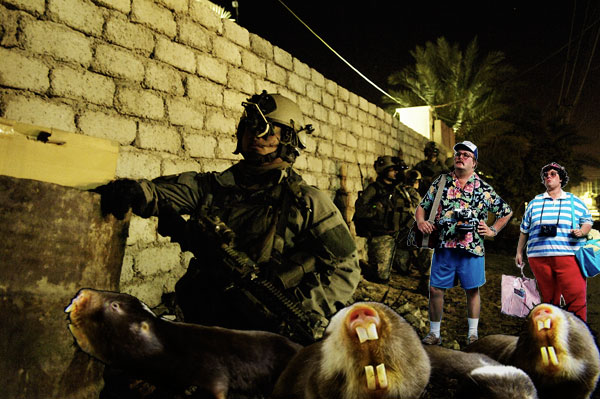 Tourisme culturel en Drönésie avec les Brigades d'intervention Armées et leurs fidèles souris de combat transgéniques.